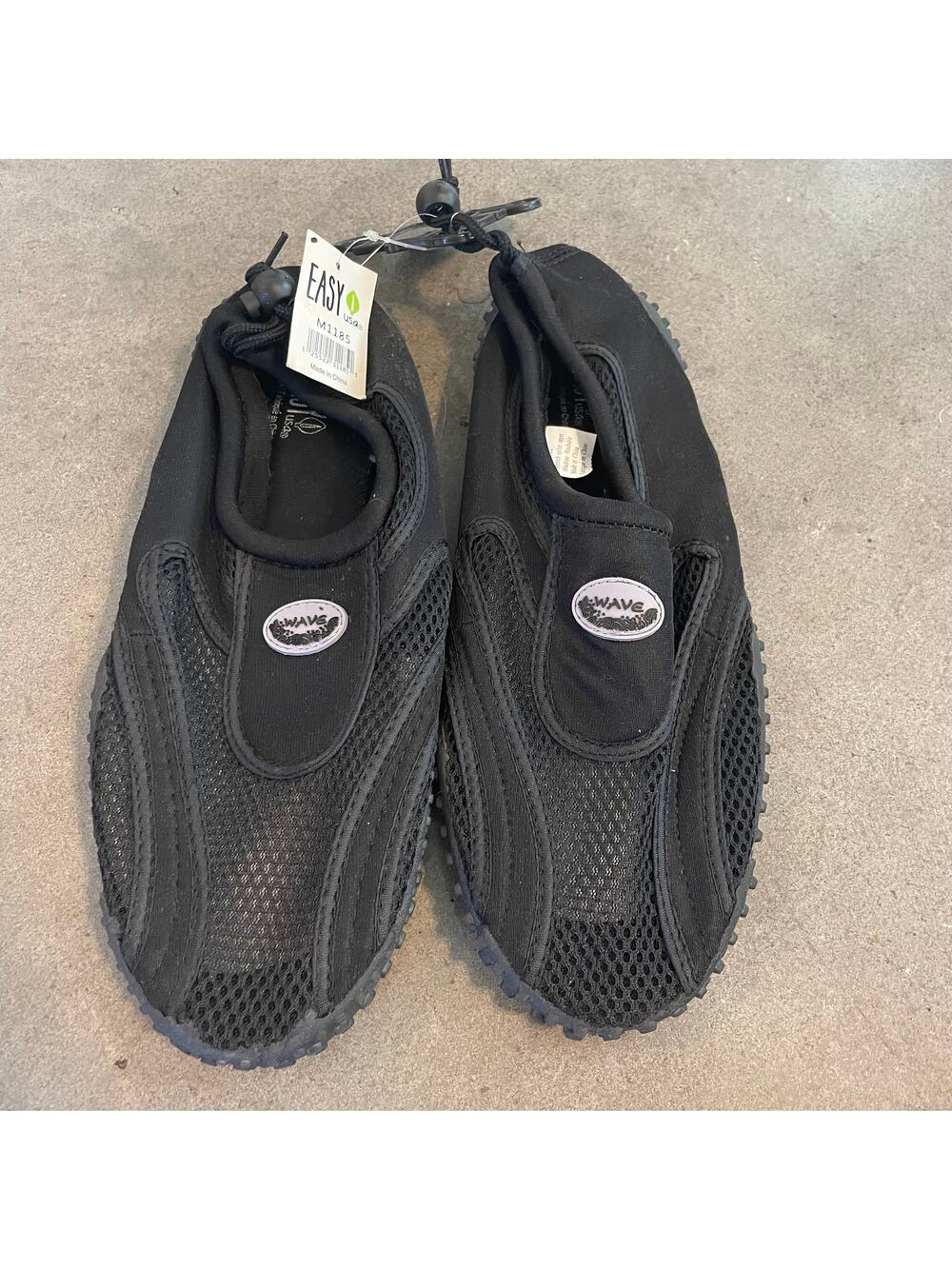 Wave Easy Black Nylon water shoes mens size 12 swim outdoor shoes NEW